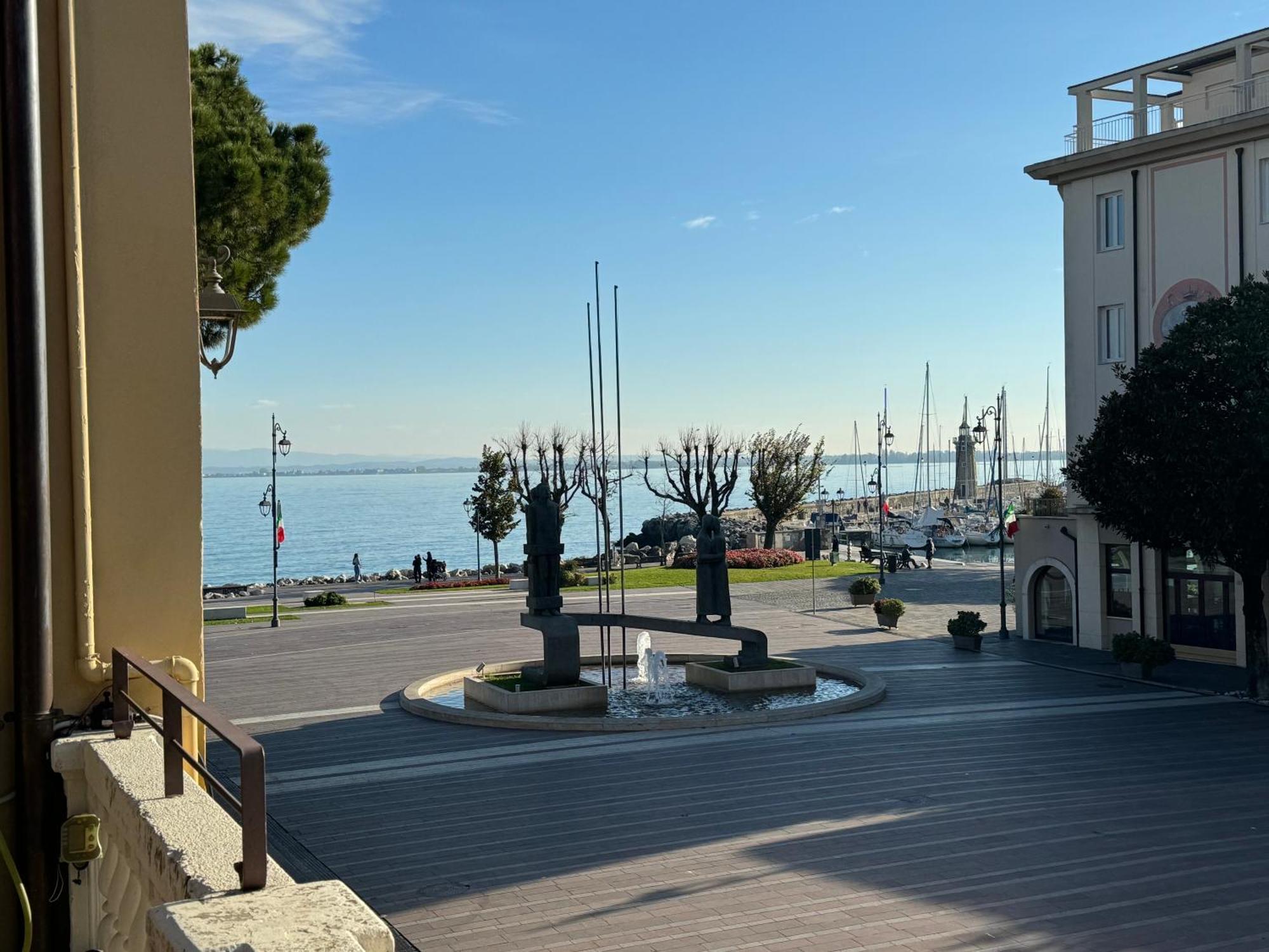 Desenzanoloft Official Partner Marriott Homes & - Palazzo Visconti Luxury Apartment Desenzano del Garda